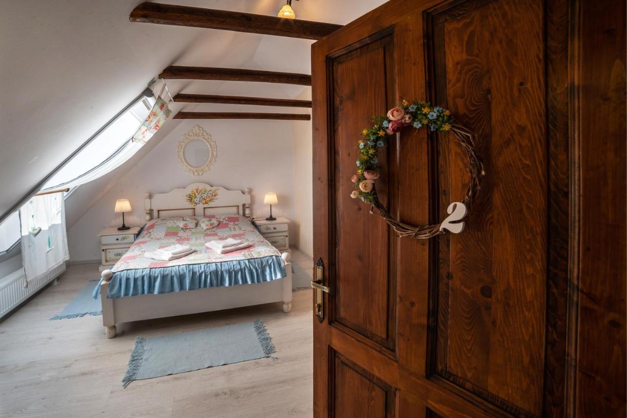 Casa Cu Suflet Hotel ซิวิโชอารา ภายนอก รูปภาพ